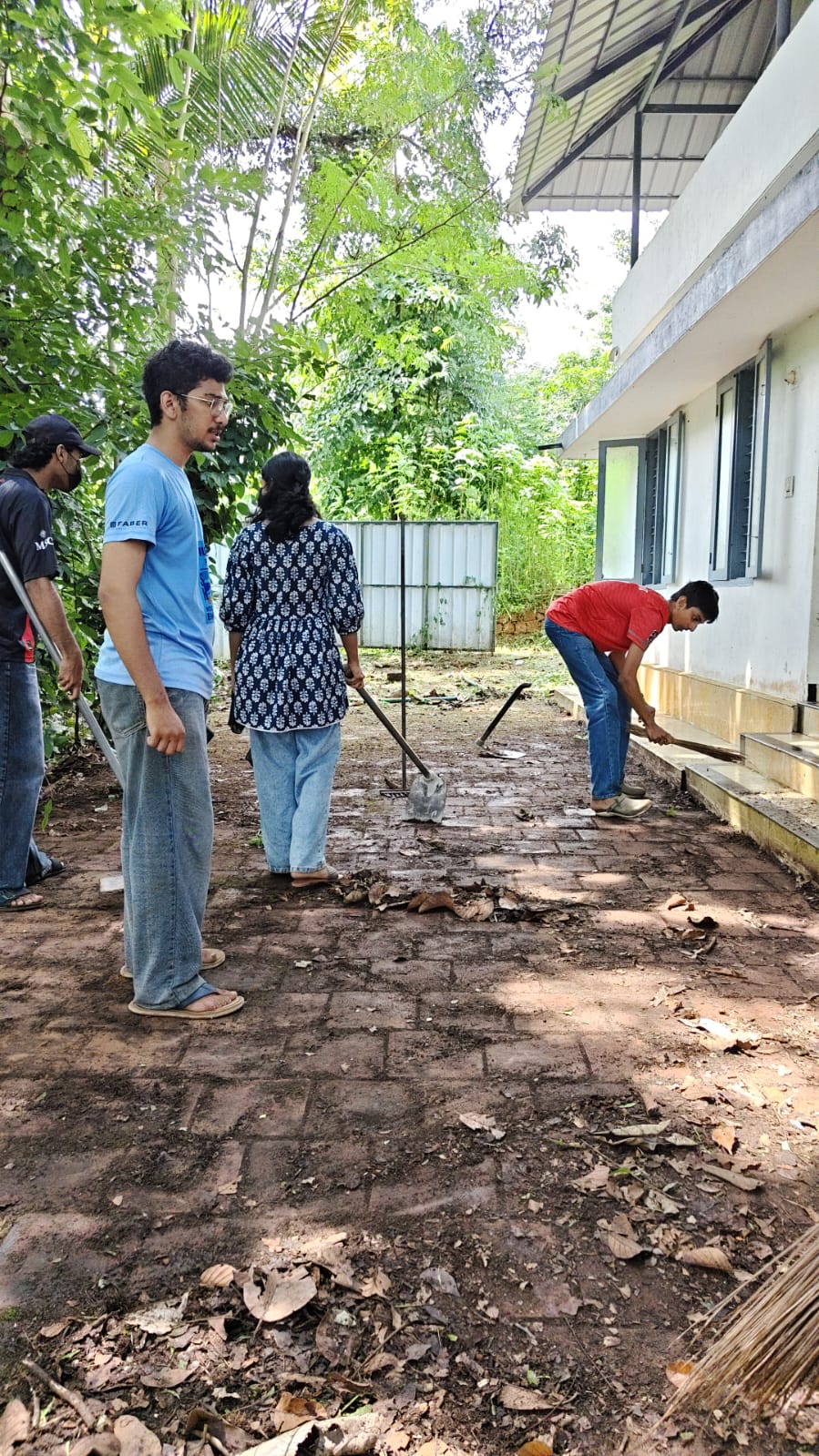 B.Com Students Conduct Community Field Survey at Ambaloor Panchayat (1)