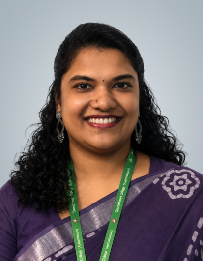 Dr Alicia Mathew