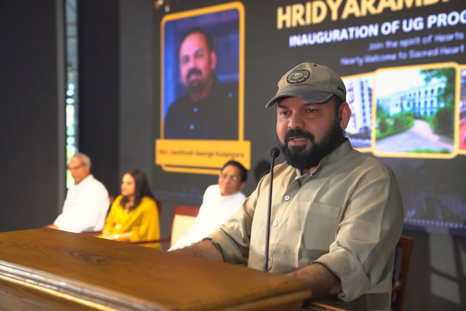 HRIDYARAMBHAM 2026 Sacred Heart College Inaugurates Undergraduate Programmes for the Academic Year 2026–27 (2)