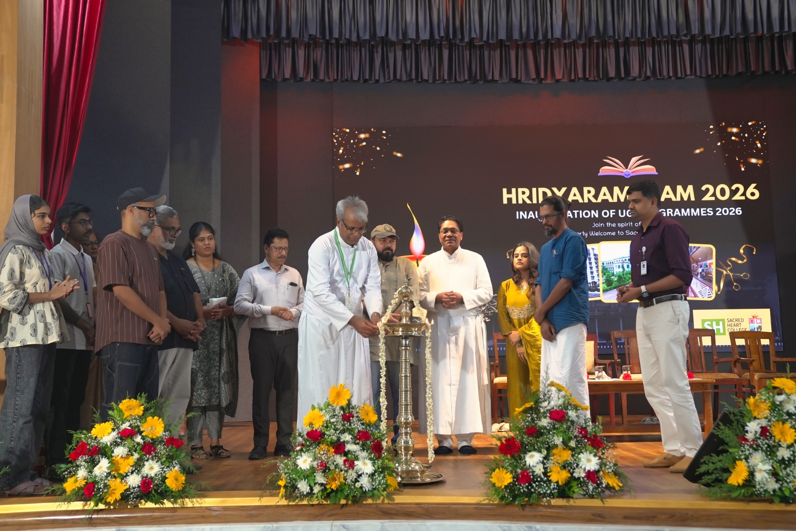 HRIDYARAMBHAM 2026 Sacred Heart College Inaugurates Undergraduate Programmes for the Academic Year 2026–27 (5)