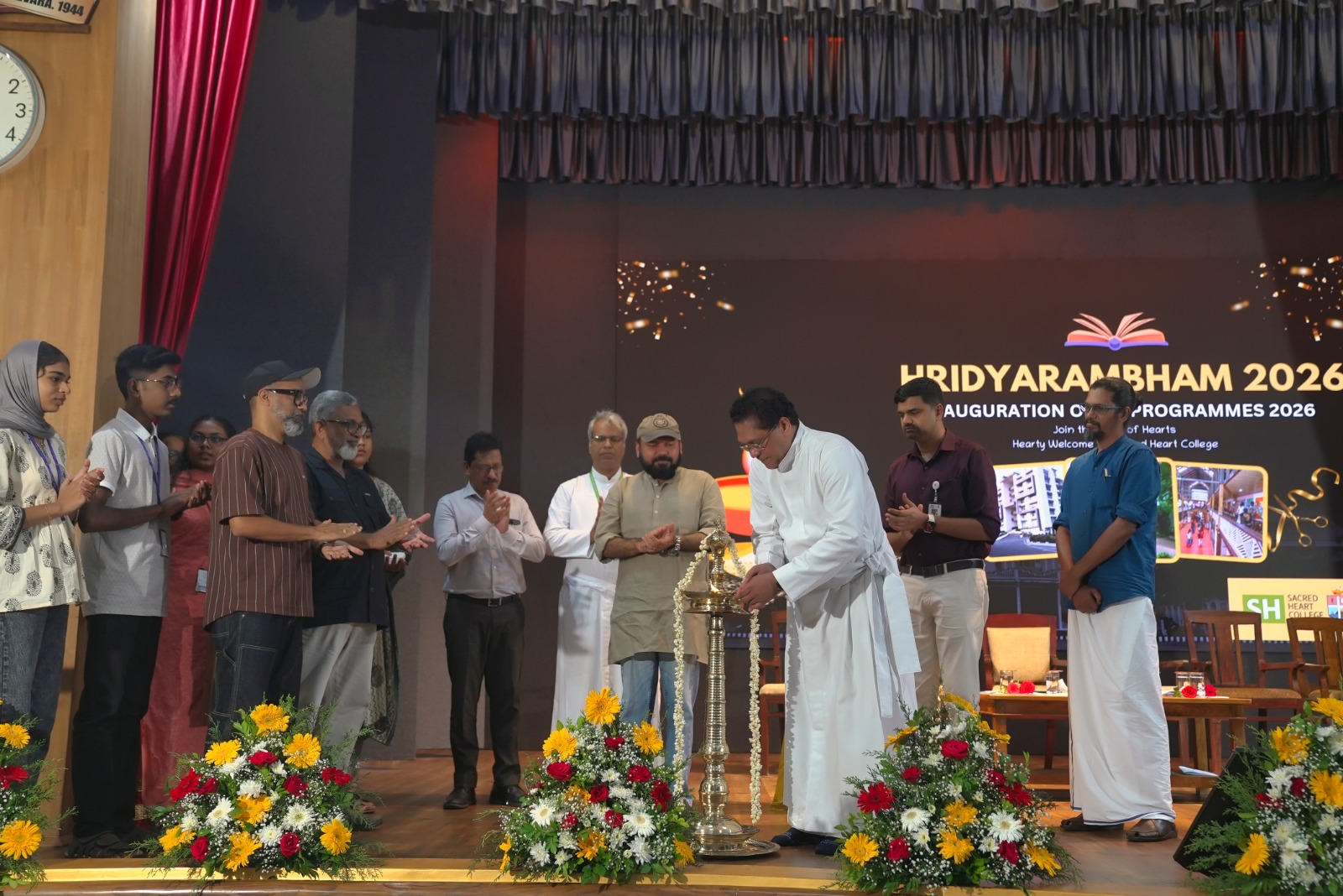 HRIDYARAMBHAM 2026 Sacred Heart College Inaugurates Undergraduate Programmes for the Academic Year 2026–27 (8)