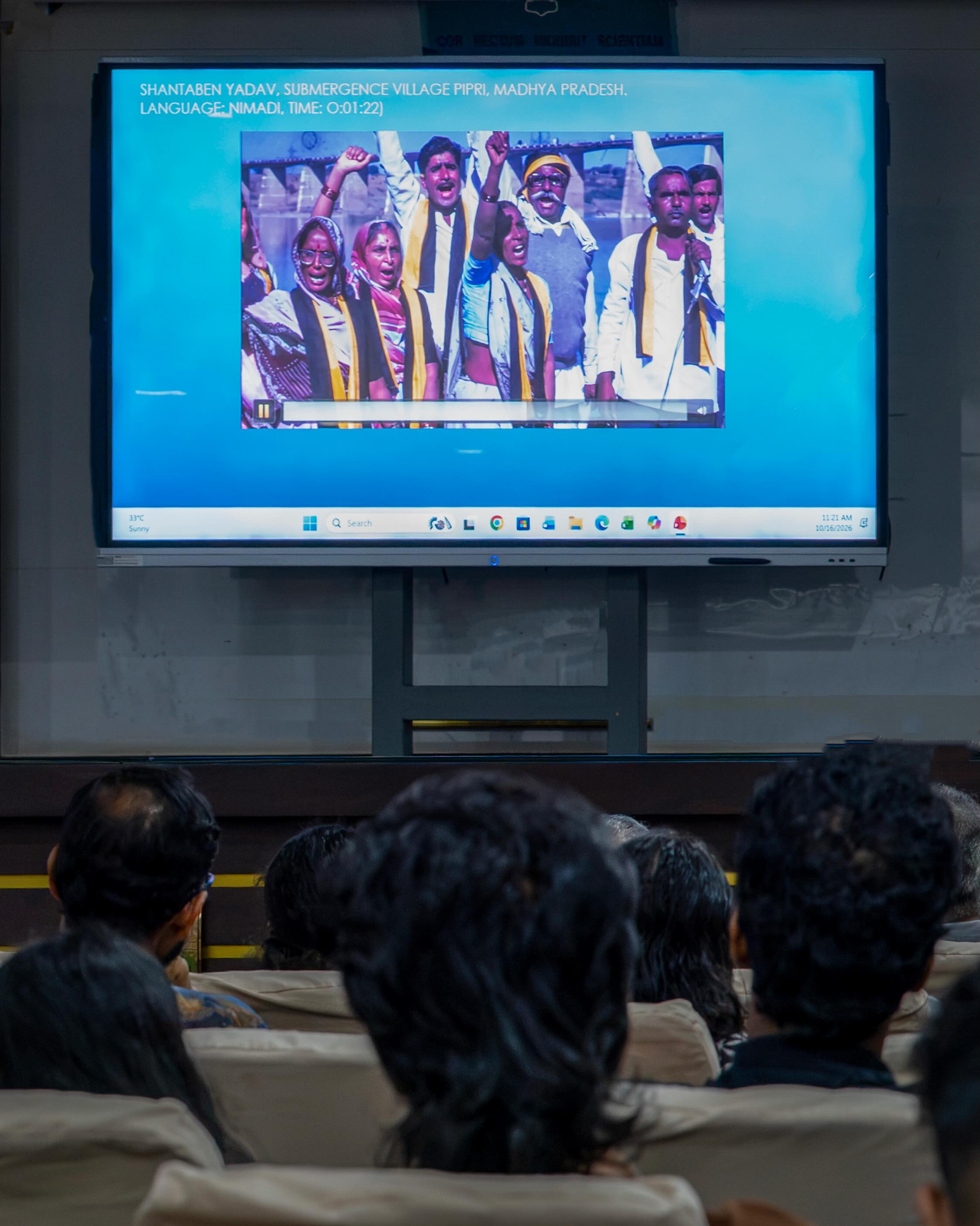 Kochi Biennale Hosts ‘Let’s Talk’ Session on Narmada Movement at Sacred Heart College (11)