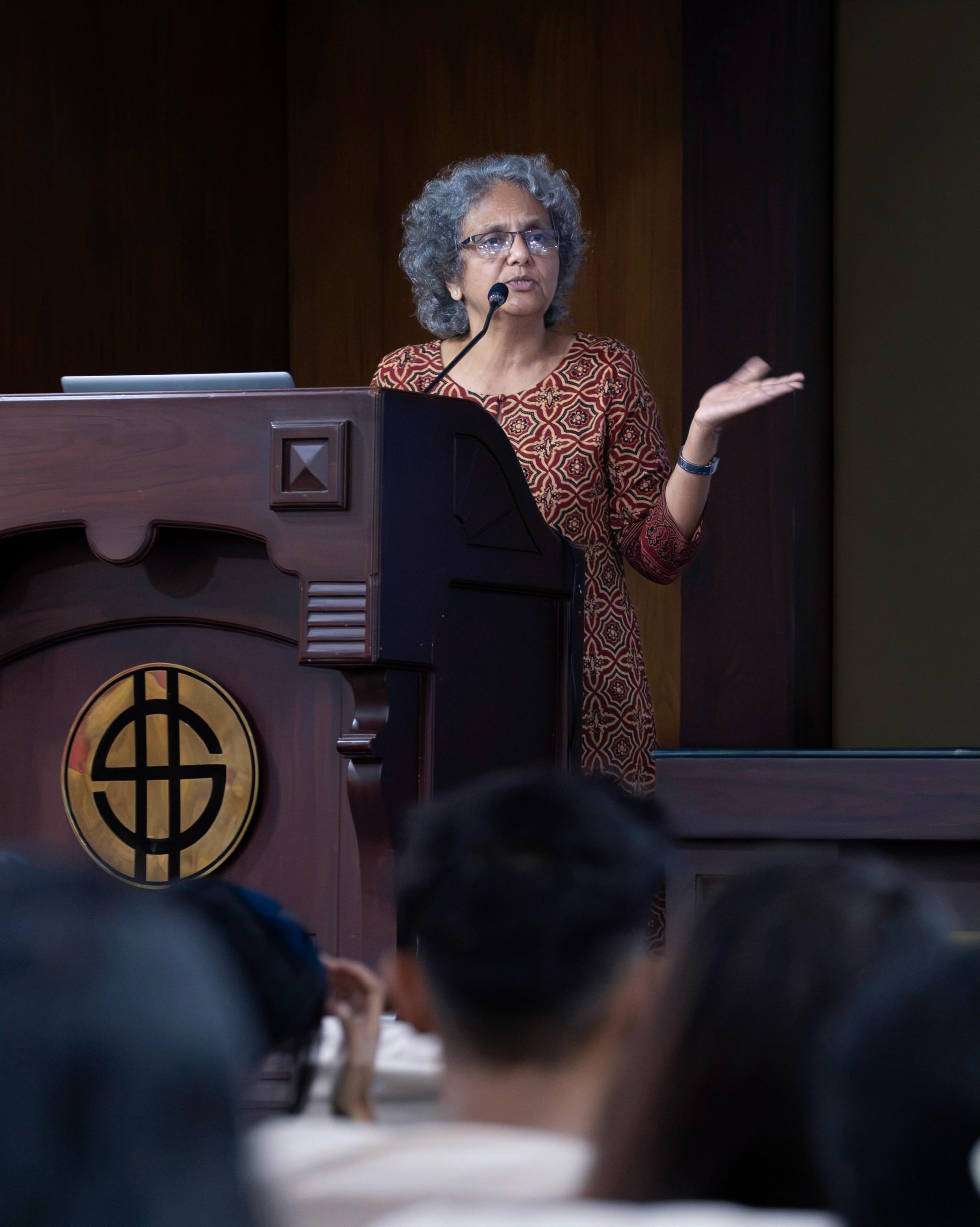Kochi Biennale Hosts ‘Let’s Talk’ Session on Narmada Movement at Sacred Heart College (13)
