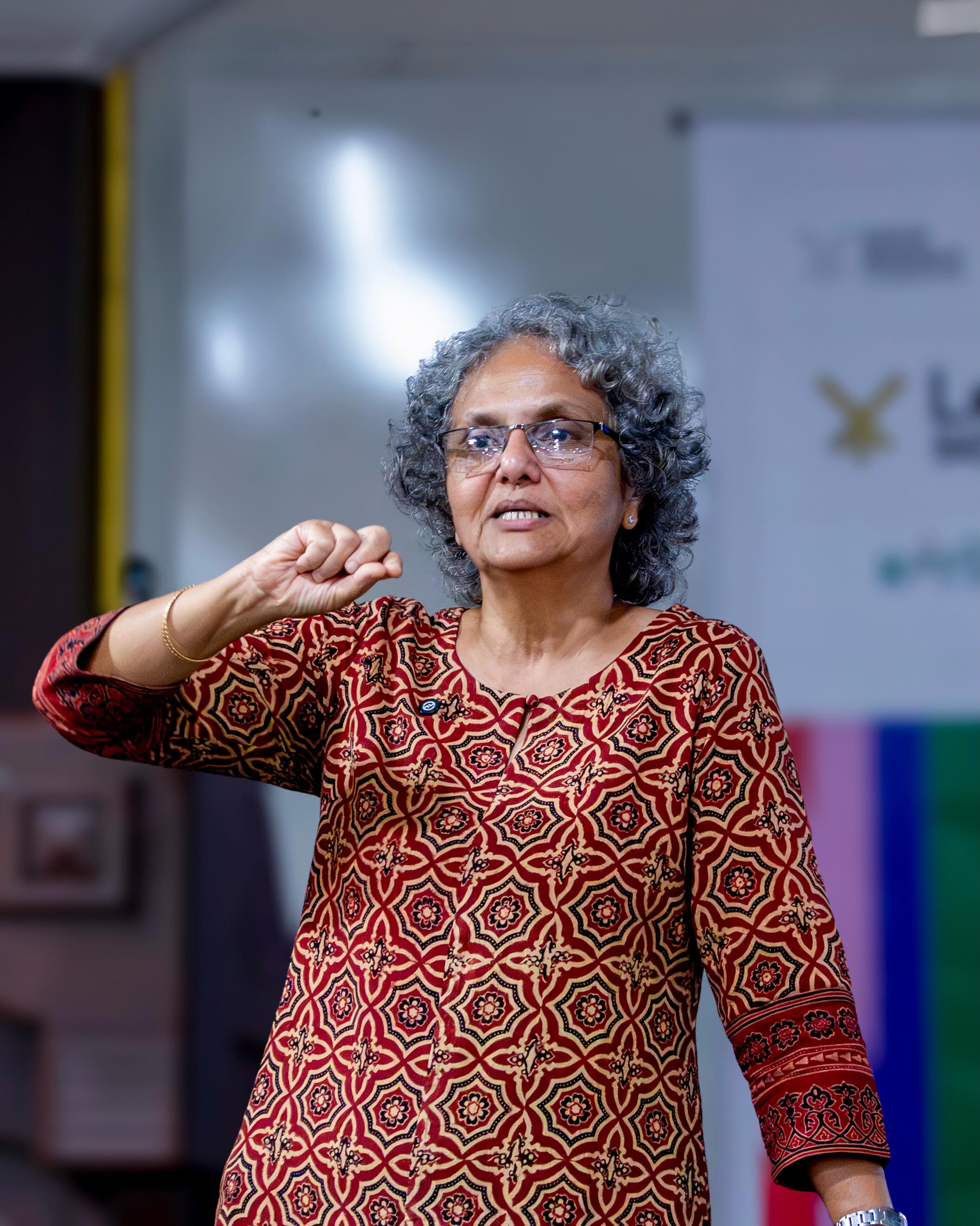 Kochi Biennale Hosts ‘Let’s Talk’ Session on Narmada Movement at Sacred Heart College (6)