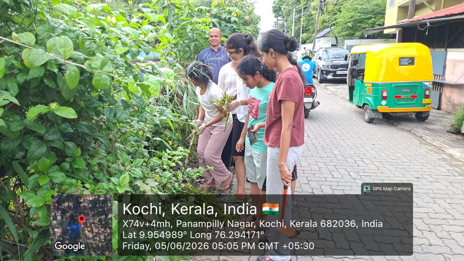 NSS Volunteers Develop and Beautify Garden at Panampilly Nagar on World Environment Day (3)