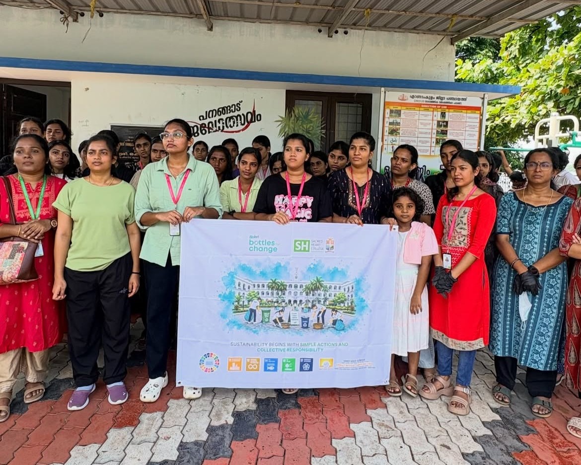 SH College Students Lead Kumbalam Cleanliness Drive and Awareness Programme on Social Conservation Day (2)