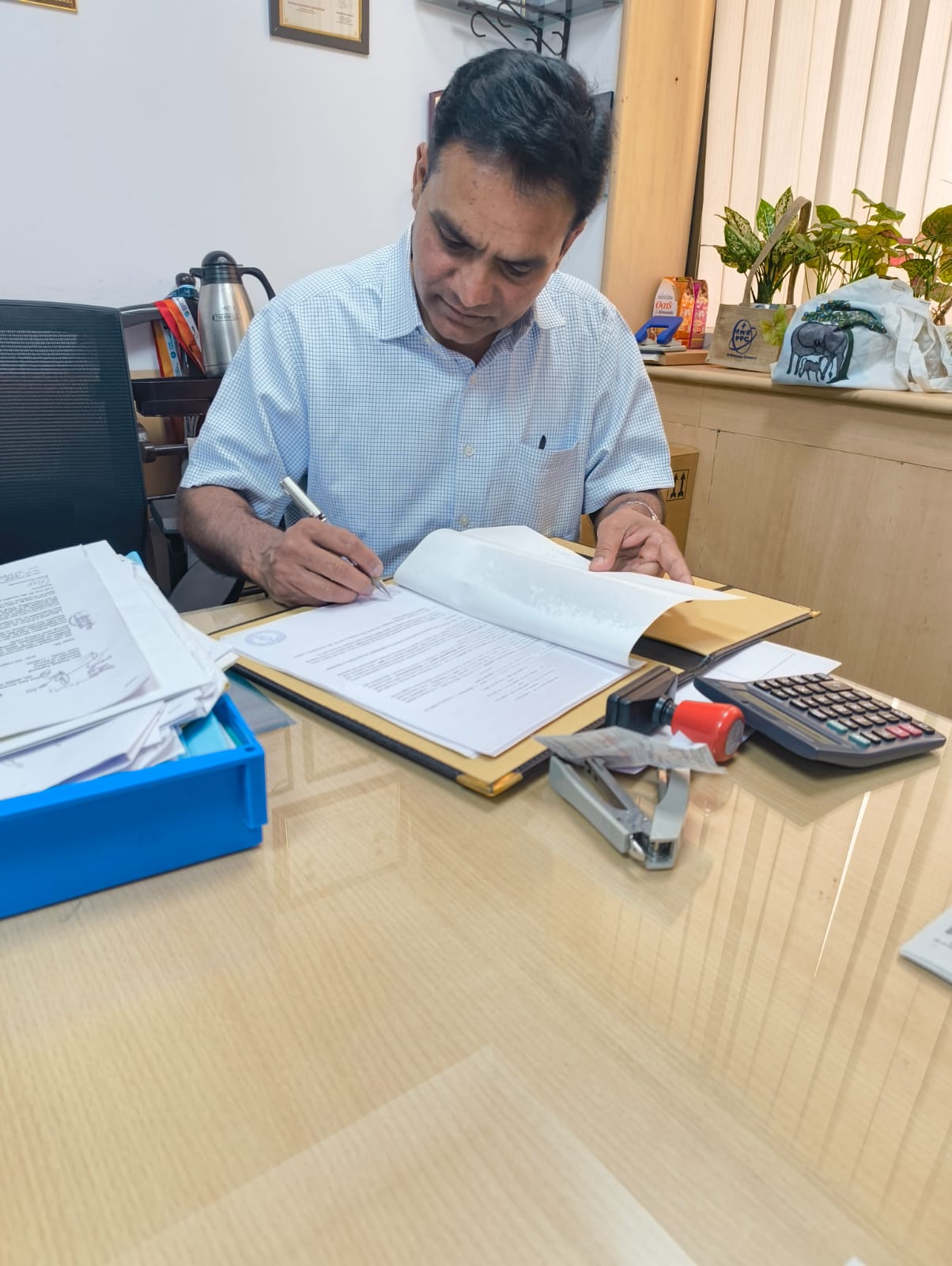 Sacred Heart College Signs MoA for ₹55 Lakh Media Production Studio Under PFC CSR Initiative (3)